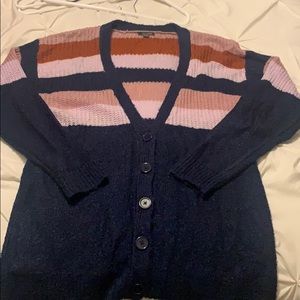 Cadigan sweater